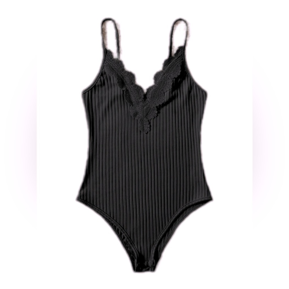 ‼️NWOT Plus Ribbed Lace Cami Bodysuit - FREE WHEN BUNDLED, see details‼️